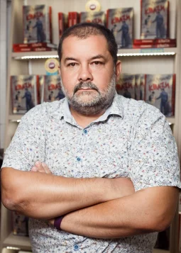 Лукьяненко Сергей Васильевич